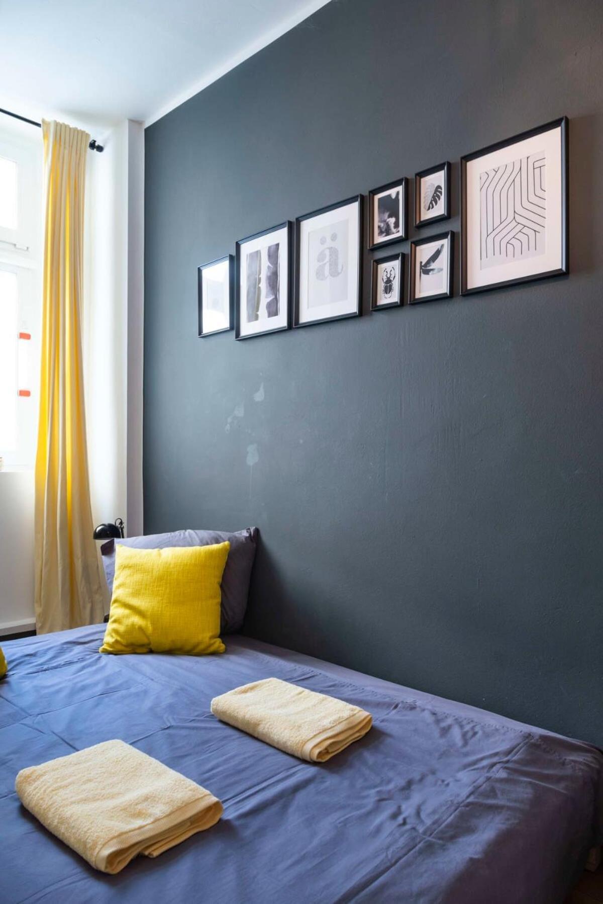 2 Bedroom In Great Location In Kreuzberg Berlín Exterior foto